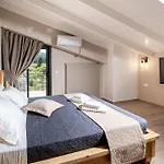 September15 Suites, Lefkada-episkopos בית נופש *
