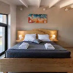 September15 Suites, Lefkada-episkopos בית נופש ניקיאנה