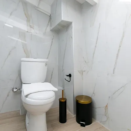 Дом отдыха September15 Suites, Lefkada-episkopos