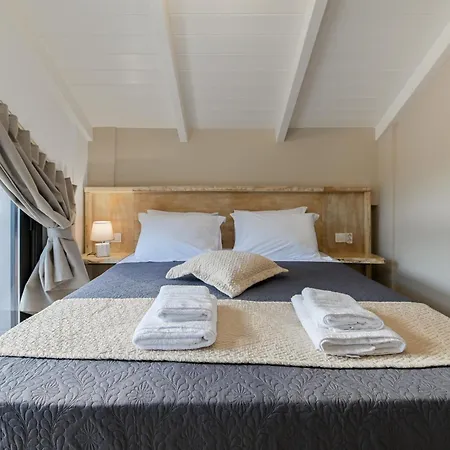 Holiday home September15 Suites, Lefkada-episkopos *