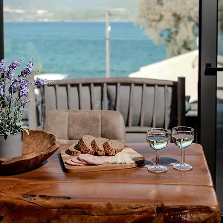 September15 Suites, Lefkada-episkopos Сasa de vacaciones