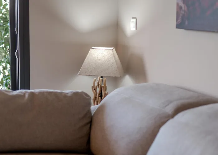 September15 Suites, Lefkada-episkopos בית נופש